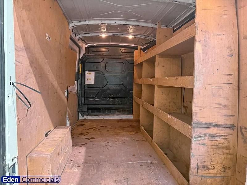 Używany Ford Transit 130 KM (95 kW) 2021 Biały Van