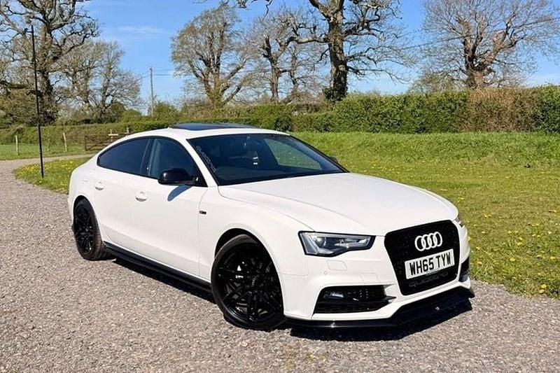 Used Audi A5 Sportback Black Edition 190 HP (139 kW) 2015 White Hatchback