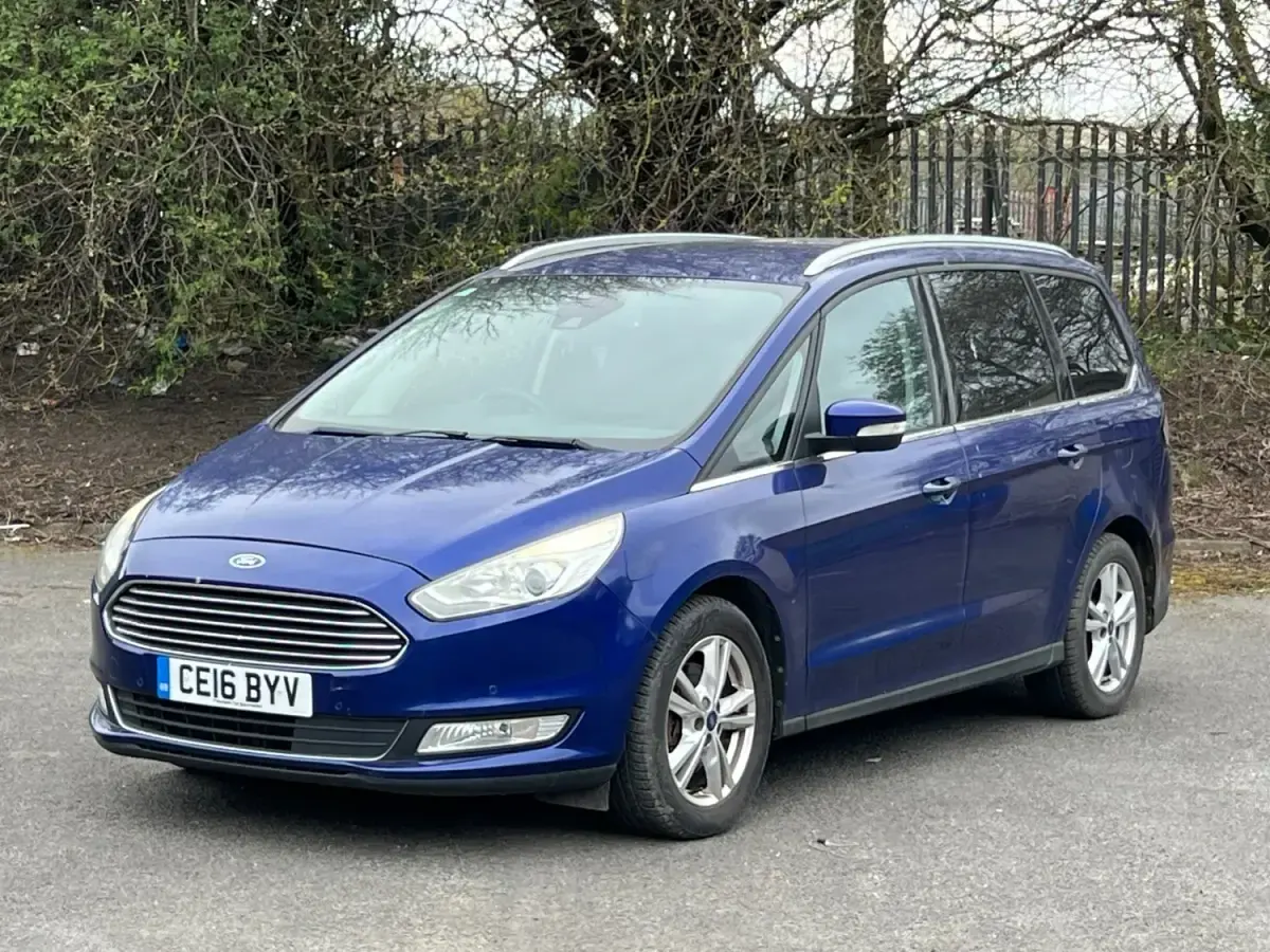 Usado Ford Galaxy Titanium 2016 Azul Monovolume