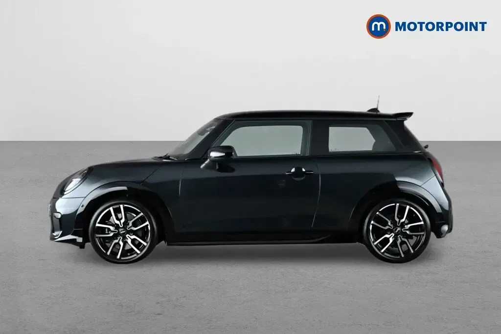 Used Mini Cooper Sport 114 kW (156 HP) 2025 Grey Hatchback