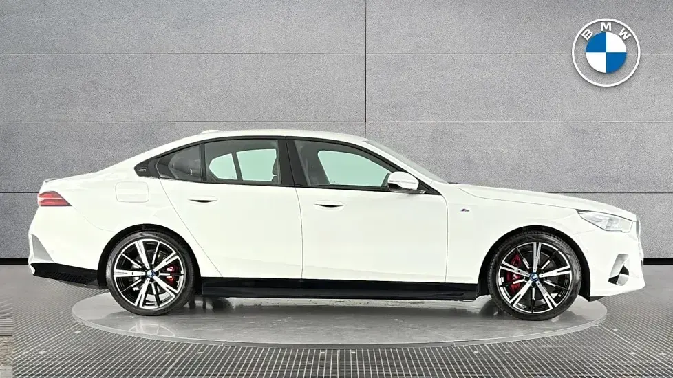 Used BMW i5 M Sport 246 kW (335 HP) 2024 White