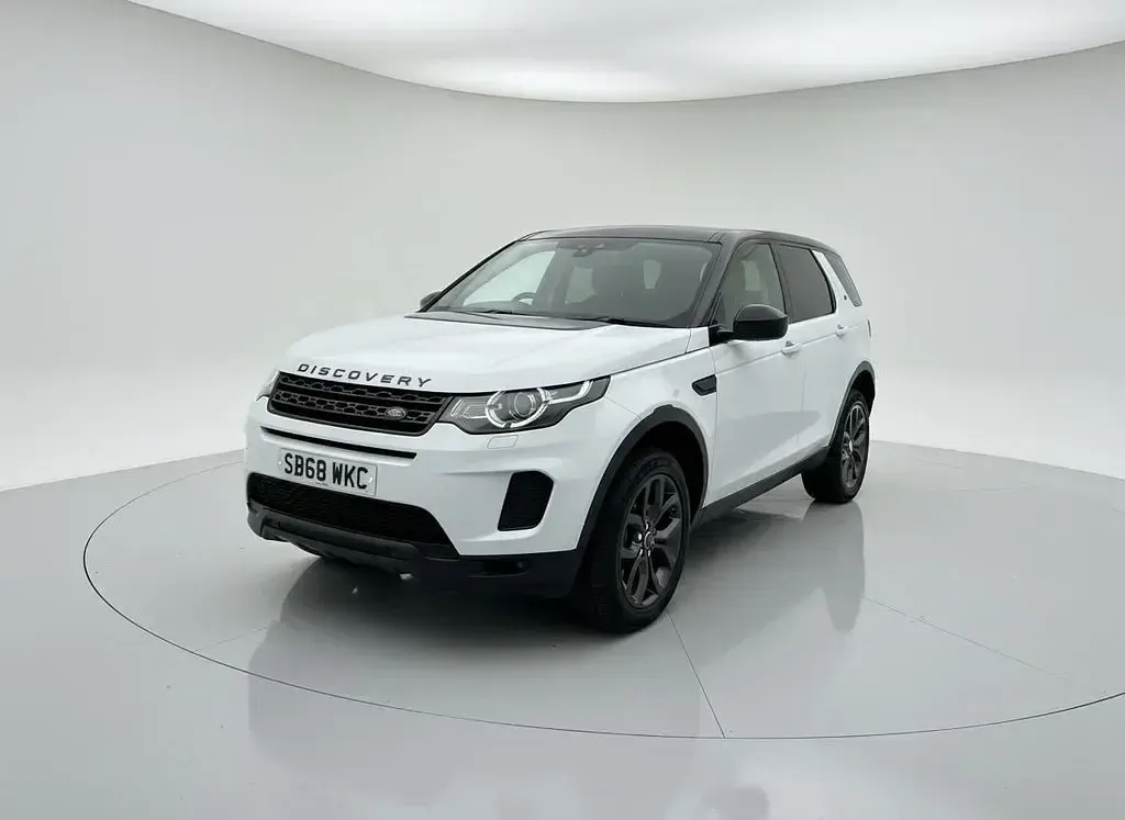 Used Land Rover Discovery Sport Landmark 180 HP (132 kW) 2019 White SUV