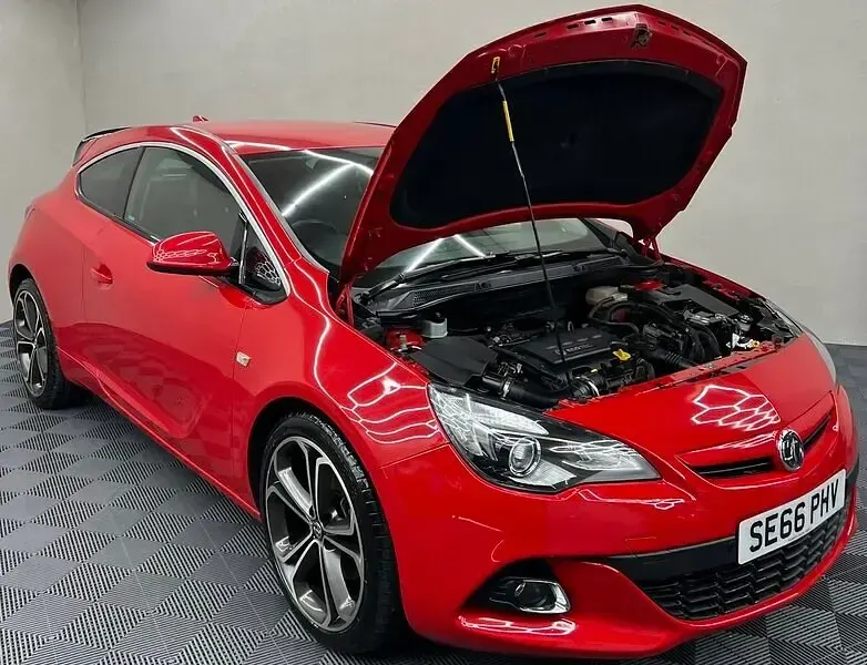 Used Vauxhall Astra GTC Edition 2017 Red Hatchback