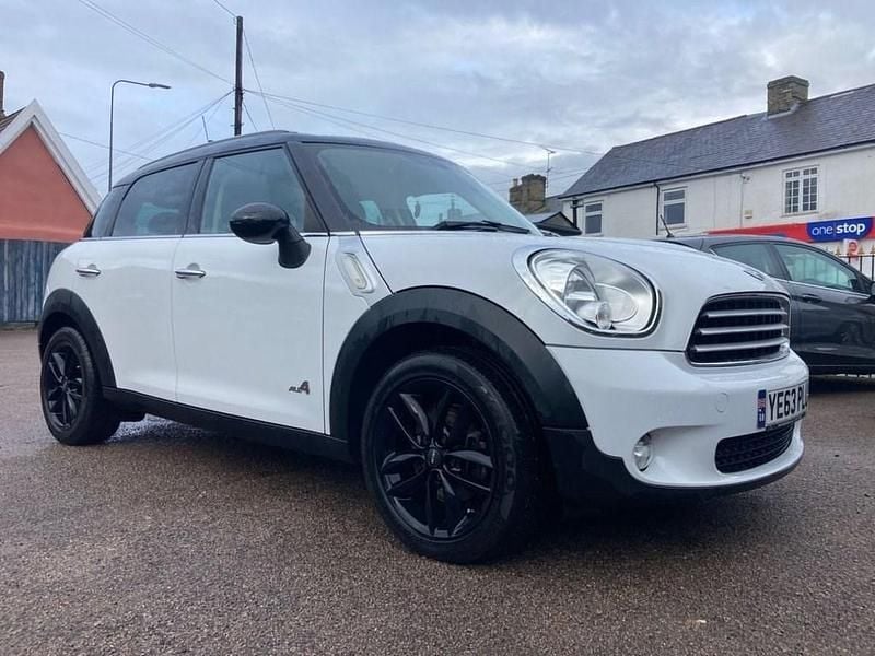 Used Mini Cooper D 112 HP (82 kW) 2013 White Hatchback