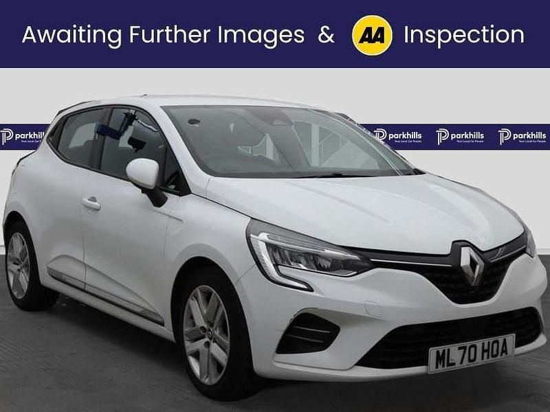 White Used 2020 Renault Clio V Play Hatchback | £8,240 (Fair price) - Image 1/2