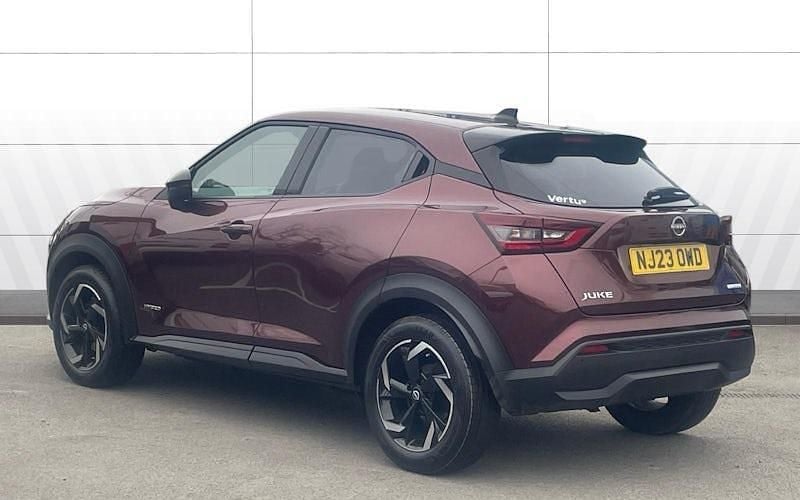 Used Nissan Juke N-Connecta 143 HP (105 kW) 2023 Red SUV
