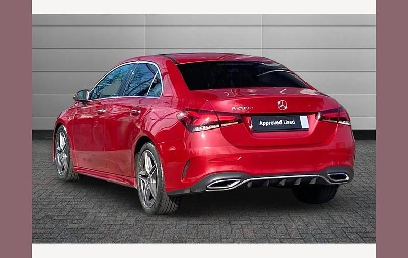 Used Mercedes A200 AMG Line Premium Plus 150 HP (110 kW) 2021 Patagonia red Sedan