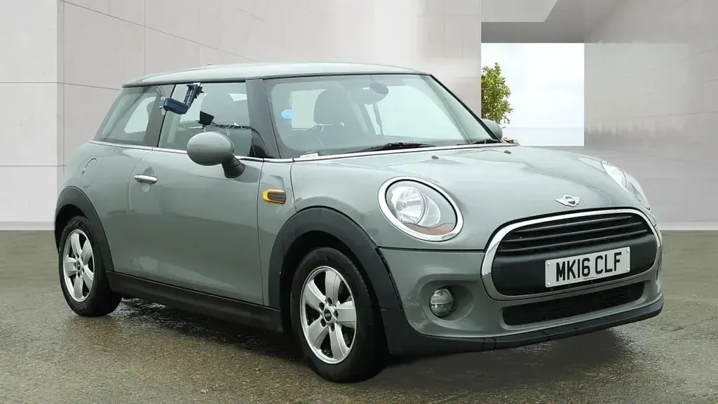 Used Mini ONE Hatch 102 HP (75 kW) 2016 Grey Hatchback