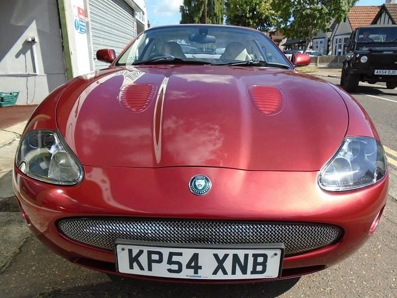 Used Jaguar XKR Supercharged 400 HP (294 kW) 2004 Red Coupe