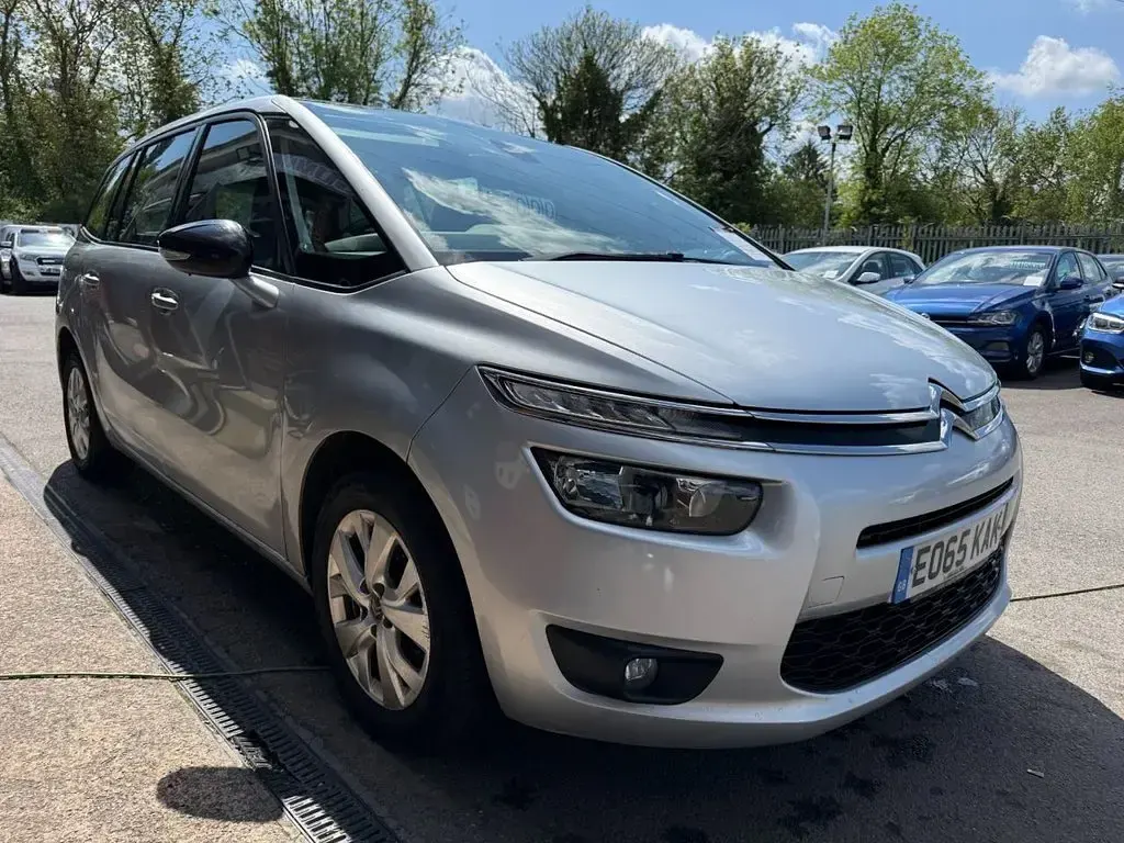Used Citroën Grand C4 Picasso VTR Sport 120 HP (88 kW) 2015 Silver MPV