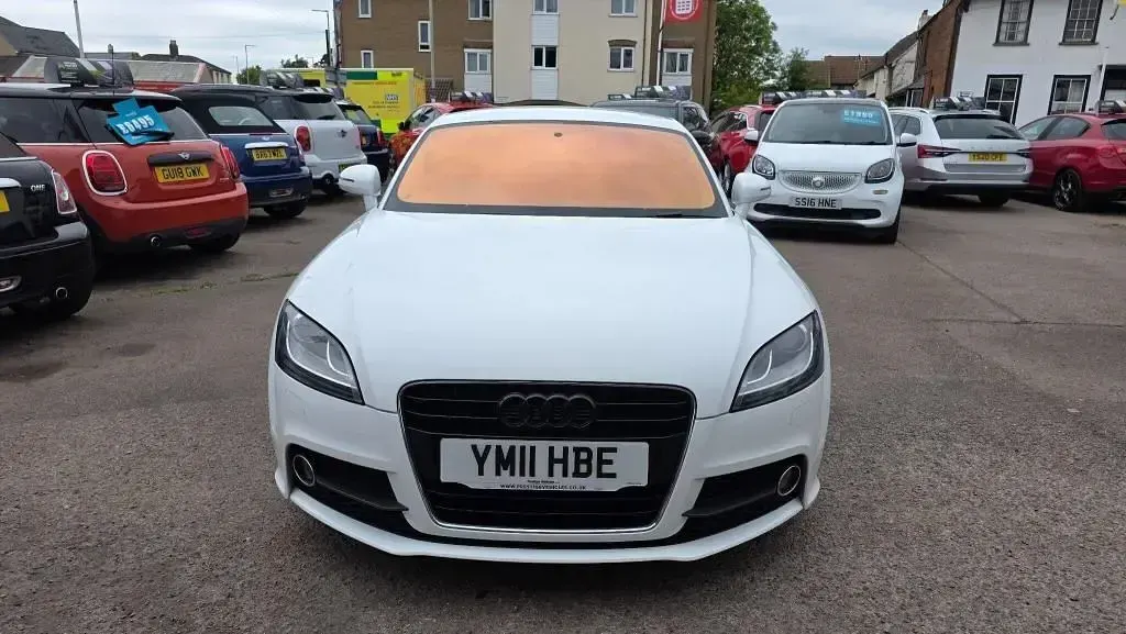 Używany Audi TT S-Line 211 KM (155 kW) 2011 Biały Coupe