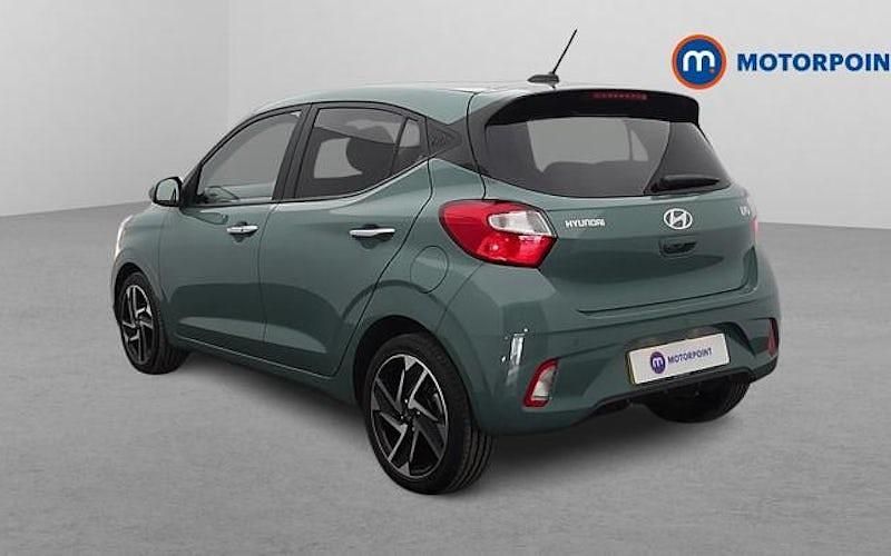 Used Hyundai i10 Premium 79 HP (58 kW) 2026 Hatchback