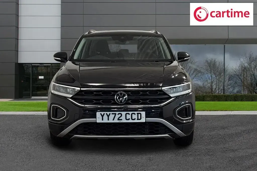 Used VW T-Roc Life 110 HP (80 kW) 2022 Black SUV