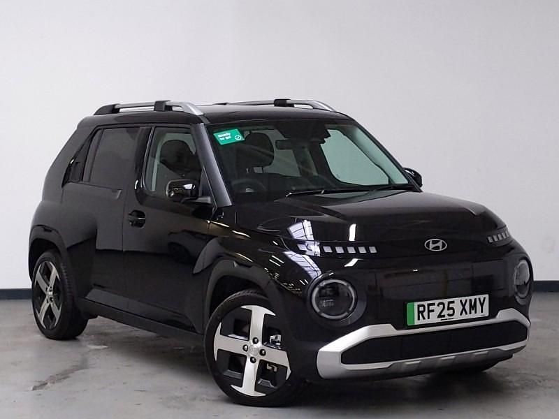 Black Used 2025 Hyundai Inster Hatchback | £21,998 (Expensive) - Image 1/4