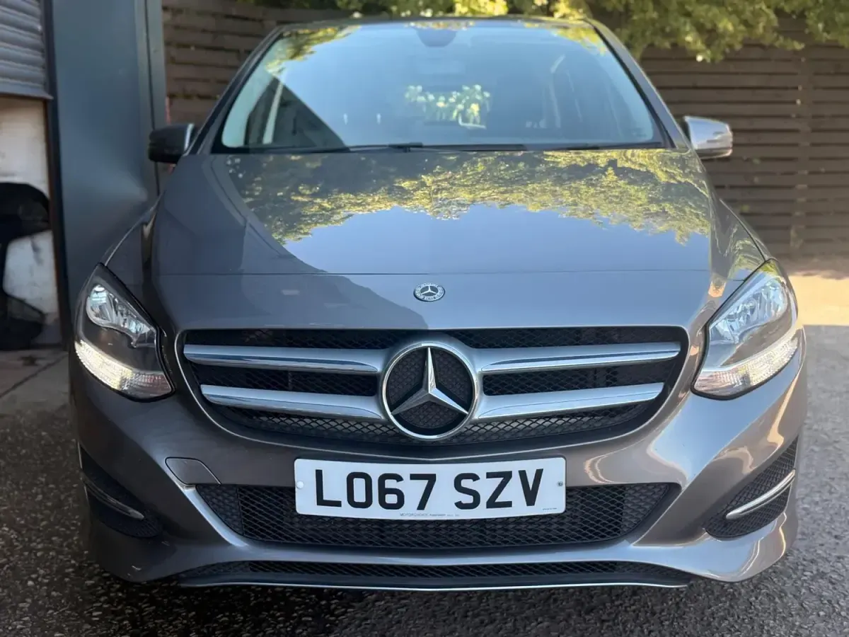 Used Mercedes B180 109 HP (80 kW) 2017 Grey Hatchback
