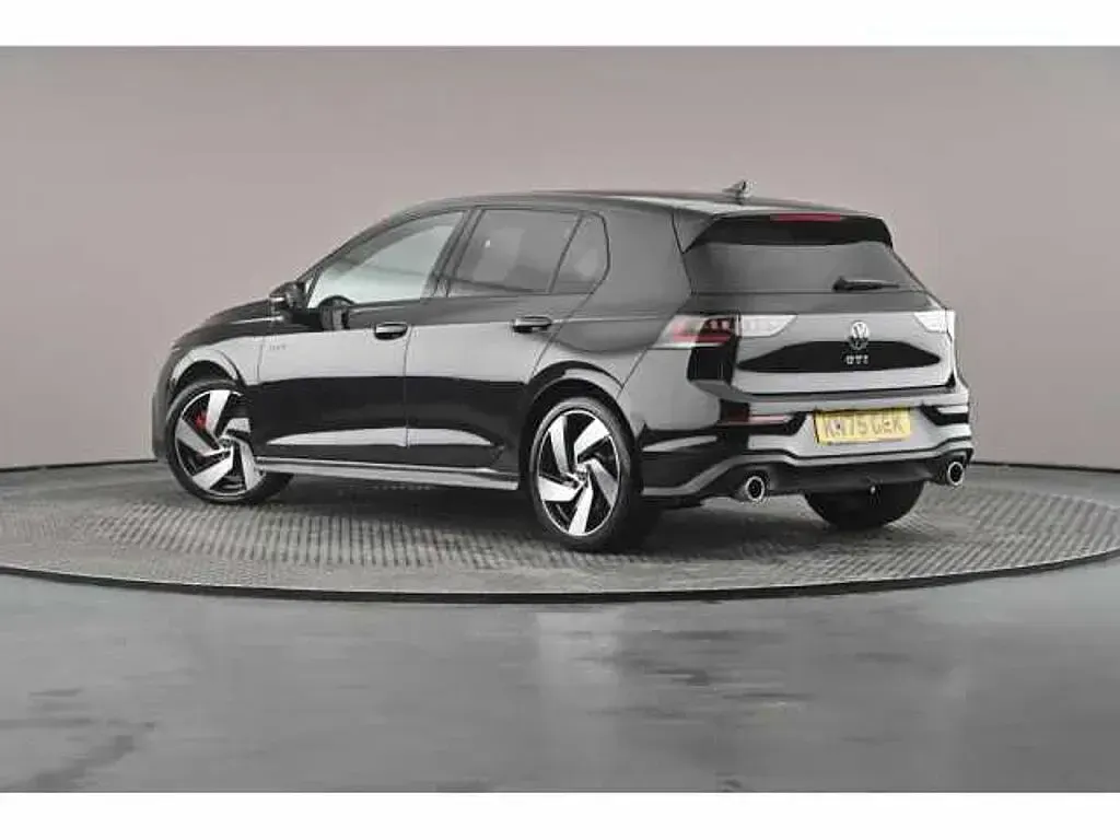 Used VW Golf VIII GTI 265 HP (194 kW) 2025 Black Hatchback