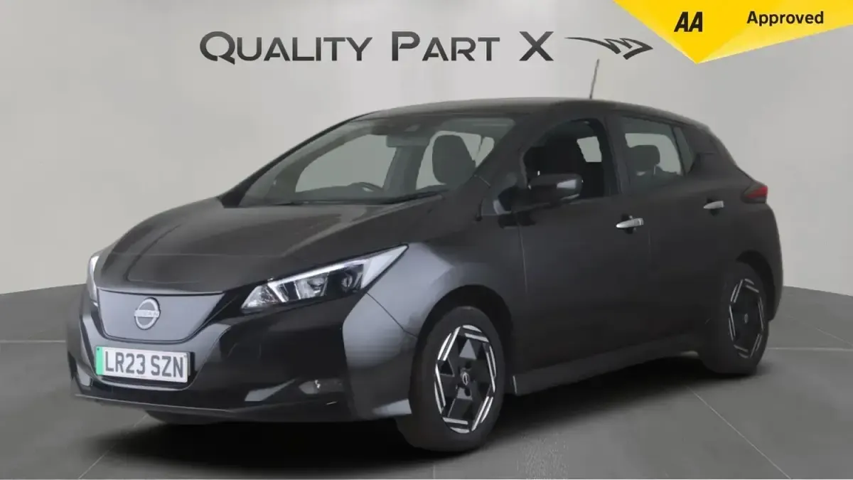 Used Nissan Leaf Acenta 110 kW (150 HP) 2023 Black Hatchback