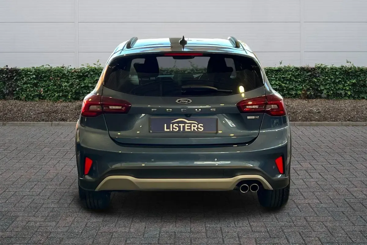Used Ford Focus Active 2022 Blue Hatchback