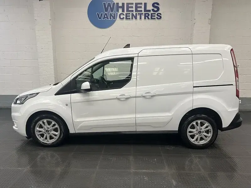 Used Ford Transit Connect Limited 100 HP (73 kW) 2023 White MPV
