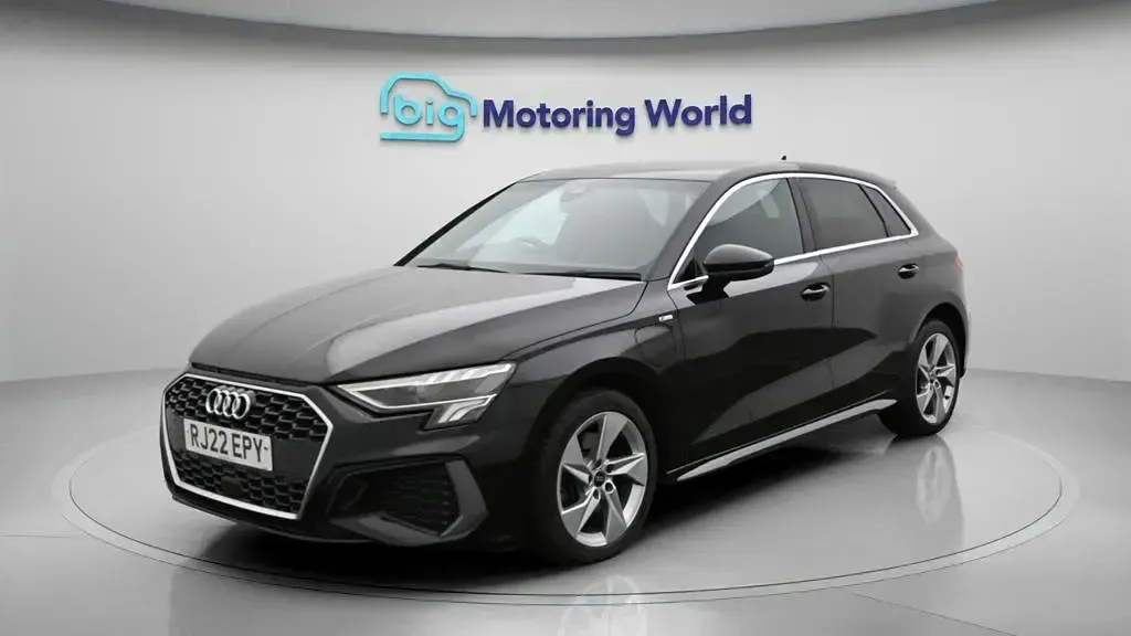 Used Audi A3 Sportback S-Line 204 HP (150 kW) 2022 Black Hatchback