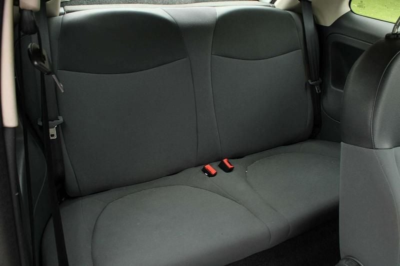 Used Fiat 500 Pop 69 HP (50 kW) 2009 White Cabriolet