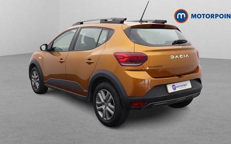 Second-hand Dacia Sandero Expression 91 CP (66 kW) 2025 Hatchback