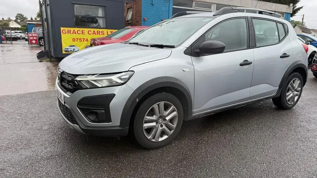 Used Dacia Sandero Essentiel 100 HP (73 kW) 2022 Grey Hatchback