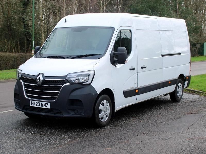 Used Renault Master Business 2023 White Van