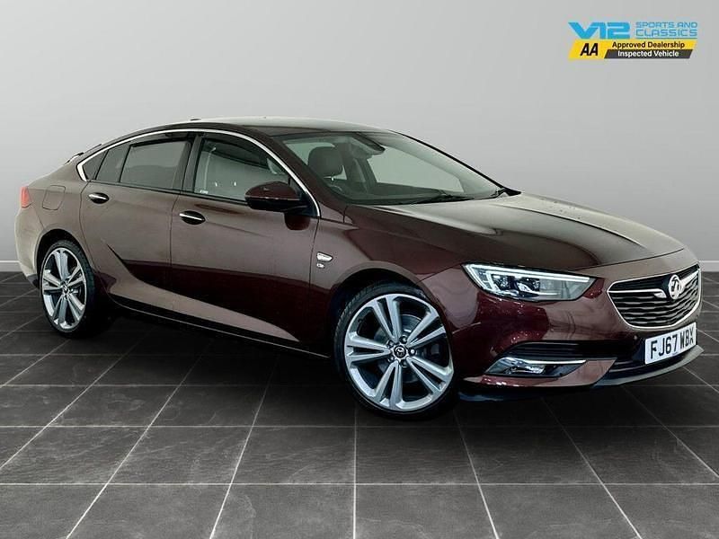 Red Used 2017 Vauxhall Insignia Elite Hatchback | £7,995 (Good price) - Image 1/2