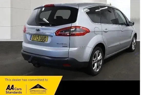 Używany Ford S-MAX Titanium 115 KM (84 kW) 2013 Srebrny Minivan