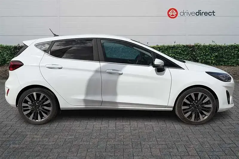 Used Ford Fiesta Titanium X 100 HP (73 kW) 2023 White Hatchback