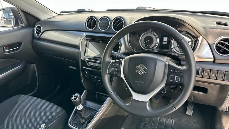 Used Suzuki Vitara SZ-T 129 HP (94 kW) 2021 Black SUV