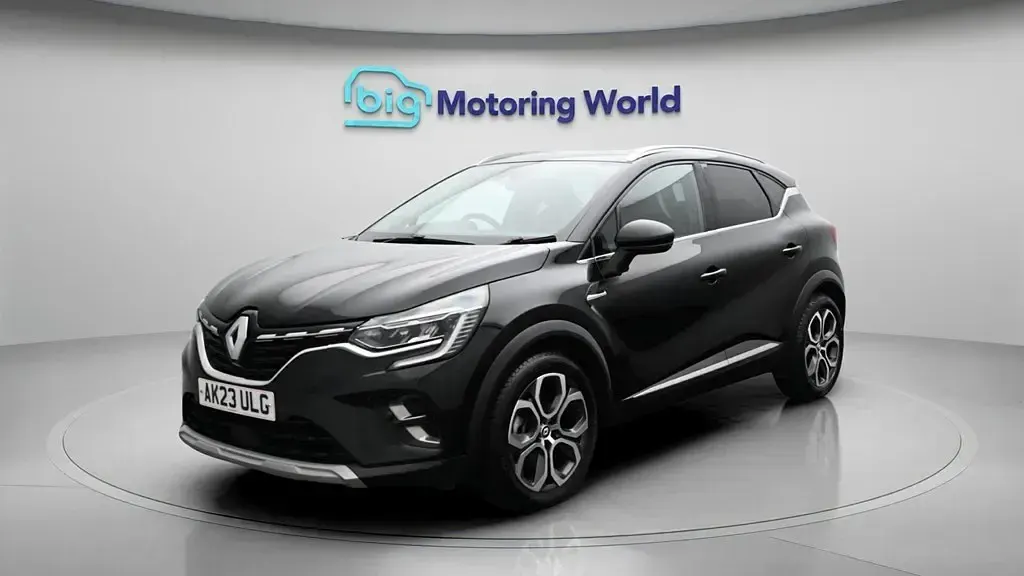 Used Renault Captur Techno 145 HP (106 kW) 2023 Black SUV