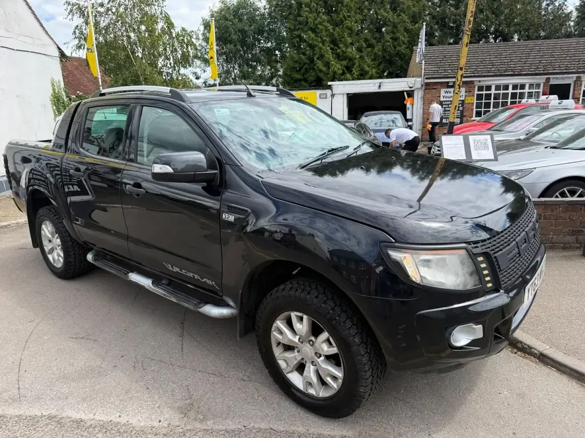 Used Ford Ranger Wildtrack 200 HP (147 kW) 2013 Black Pickup