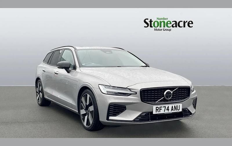 Used Volvo V60 Ultra 455 HP (334 kW) 2025 Silver Estate