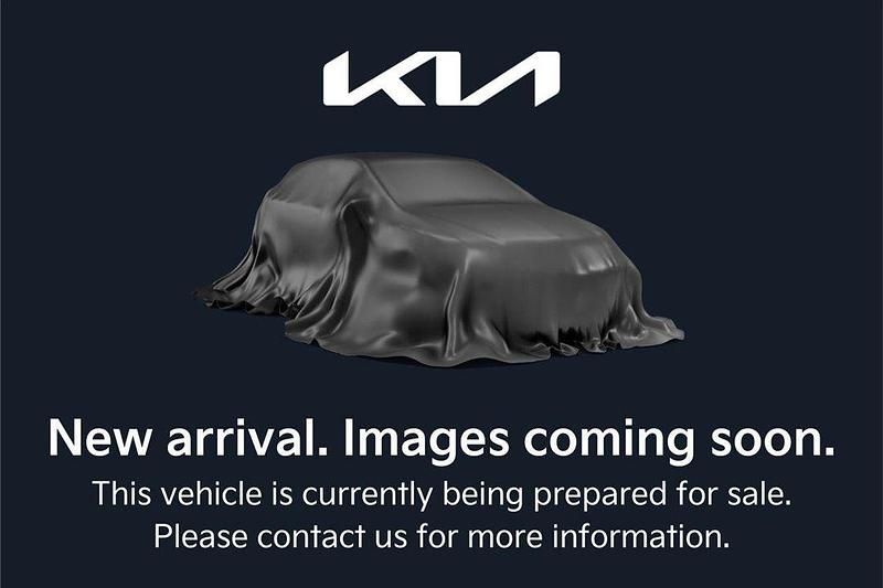 White Used 2023 Kia Sorento SUV | £38,195 (Fair price) - Image 1/2