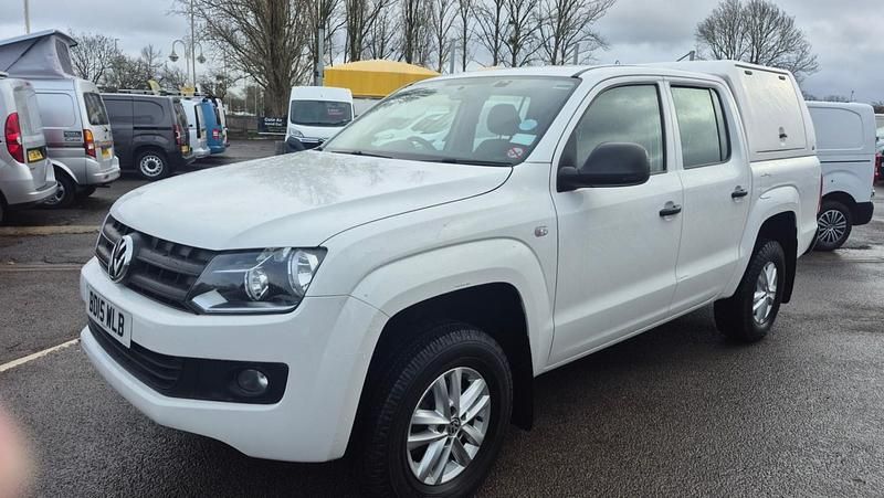 Begagnad VW Amarok Startline 2015 Vit Pickup
