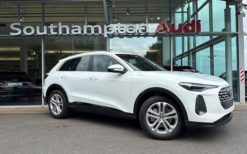 New 2025 Audi Q5 S-Line SUV | £48,556 (Super price) - Image 1/4
