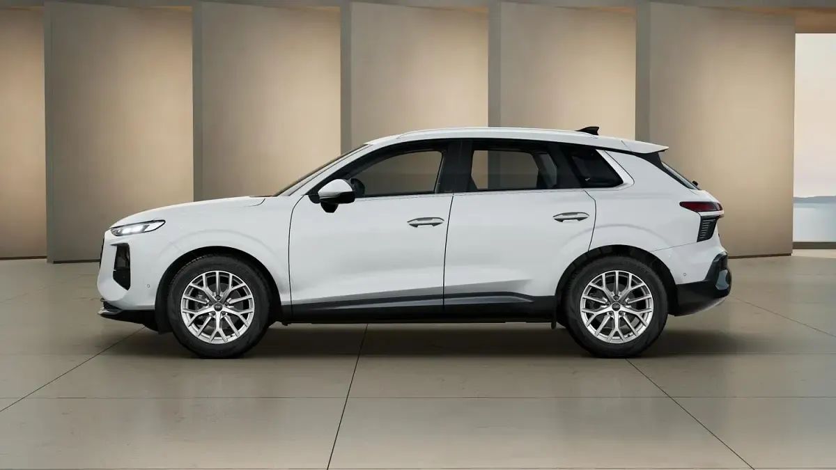 New Audi Q3 Sport 150 HP (110 kW) 2026 White SUV