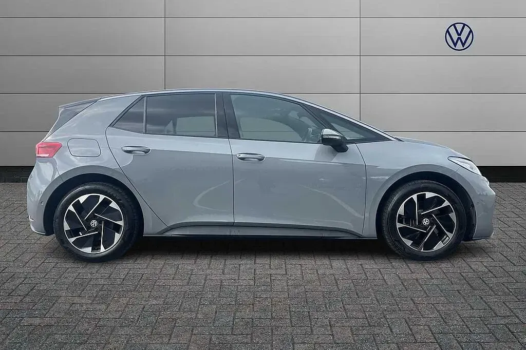 Used VW ID.3 Pro 150 kW (204 HP) 2025 Grey Hatchback