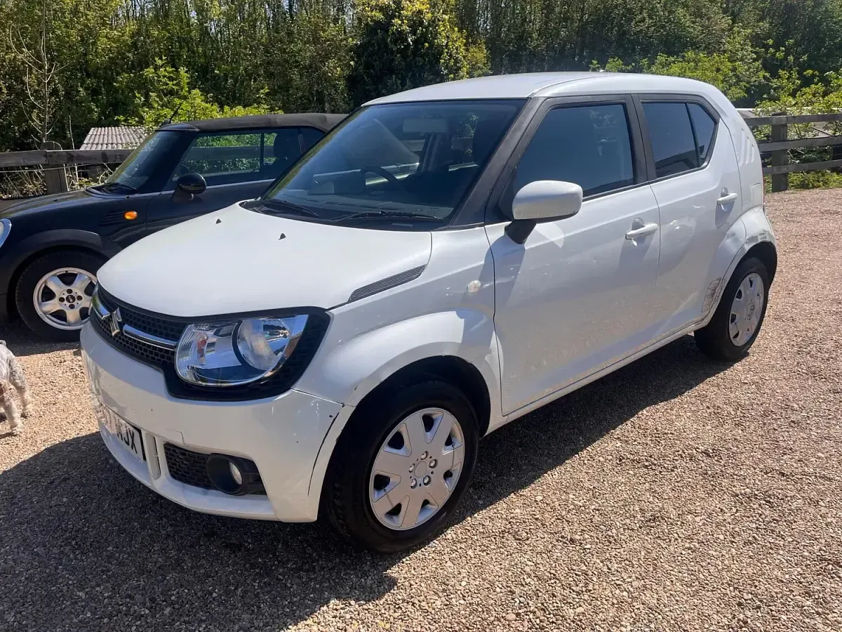Used Suzuki Ignis SZ3 90 HP (66 kW) 2017 White SUV