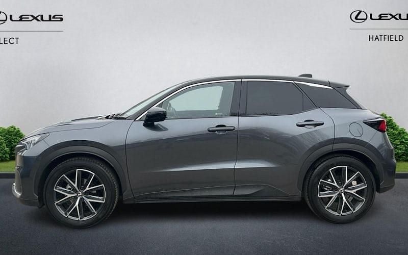 Used Lexus LBX 136 HP (100 kW) 2026 SUV