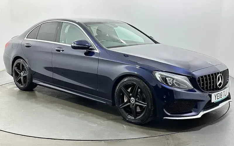 Used Mercedes C220 AMG line 170 HP (125 kW) 2018 Sedan