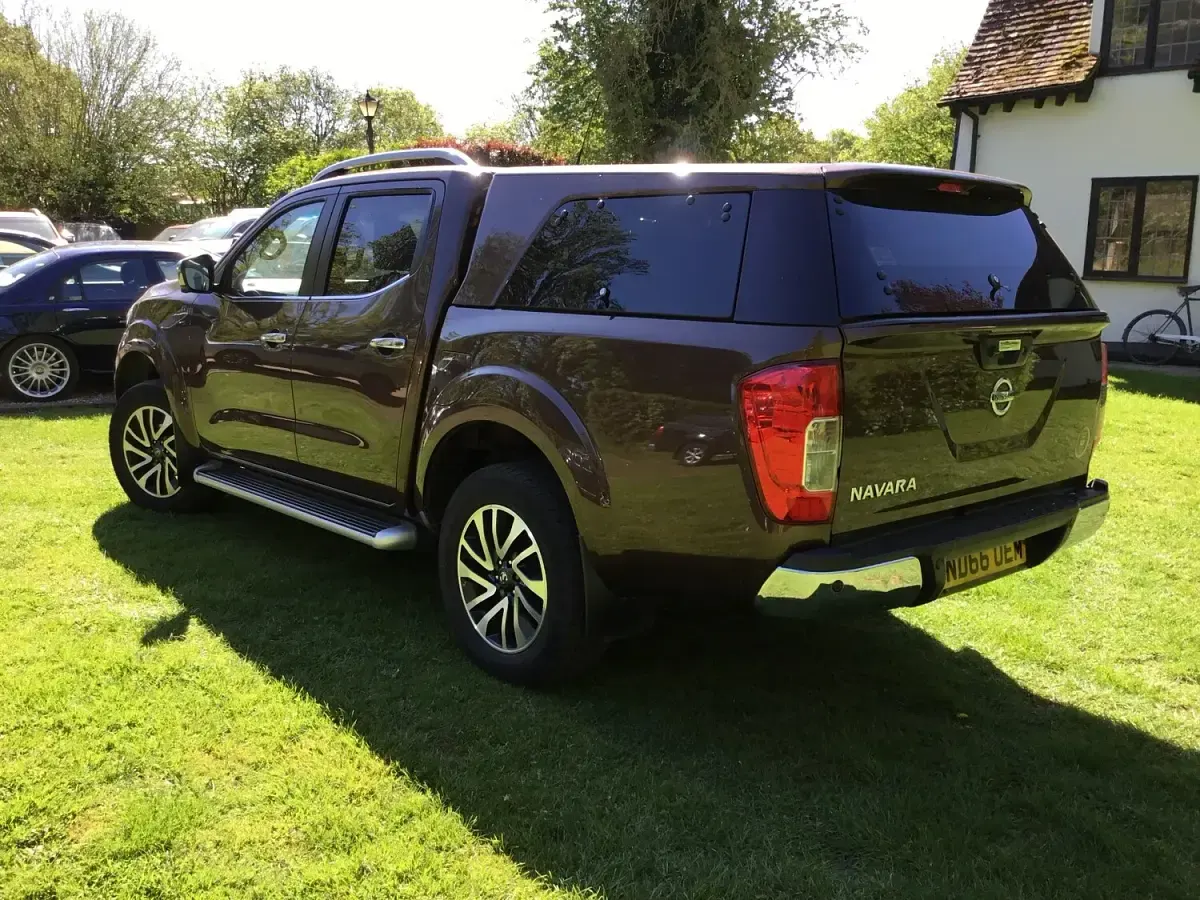 Used Nissan Navara Tekna 2016 Bronze Pickup