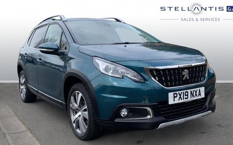Used Peugeot 2008 Allure 110 HP (80 kW) 2019 Green SUV