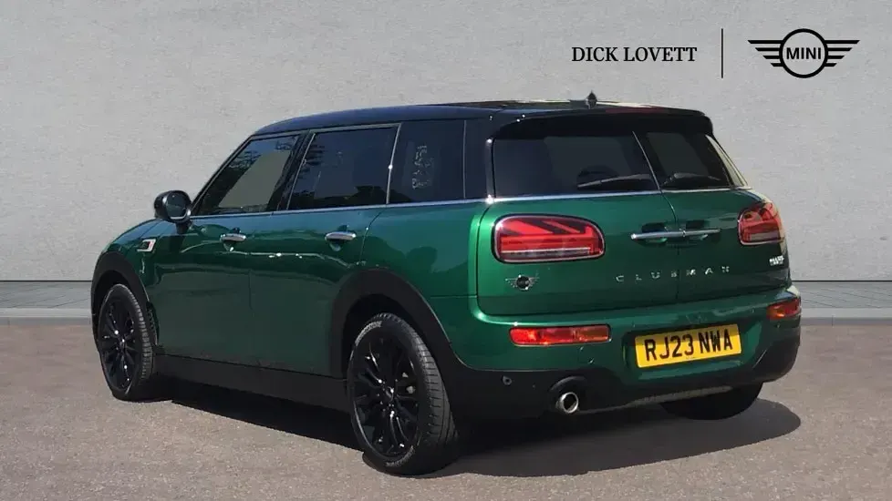 Used Mini Cooper Clubman Classic 134 HP (98 kW) 2023 Green Estate