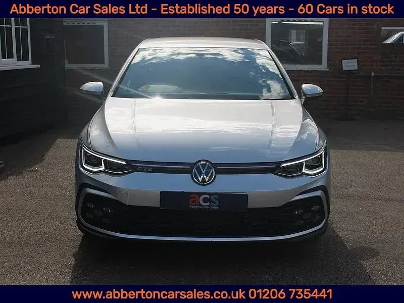 Usado VW Golf VIII GTE 2022 Plateado Utilitario