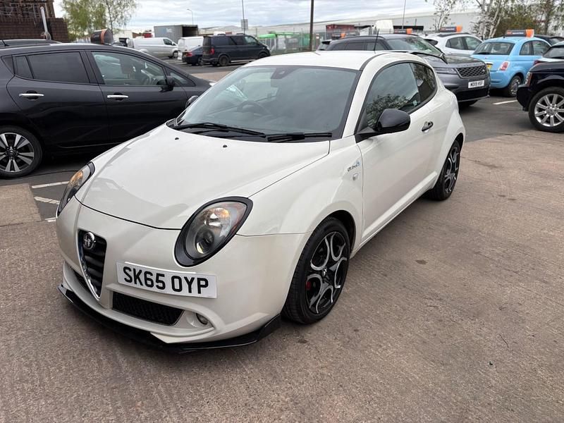 Used Alfa Romeo MiTo Quadrifoglio Verde 85 HP (62 kW) 2015 White Hatchback