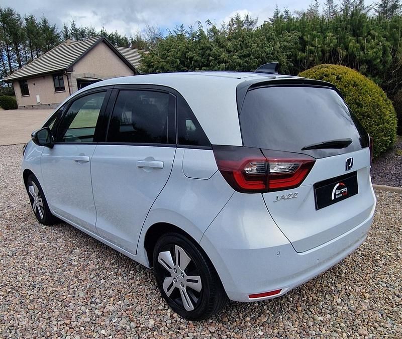 Used Honda Jazz Hybrid 2020 White Hatchback