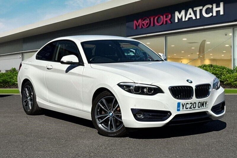 White Used 2020 BMW 220 Sport Line Coupe | £14,750 (Fair price) - Image 1/4